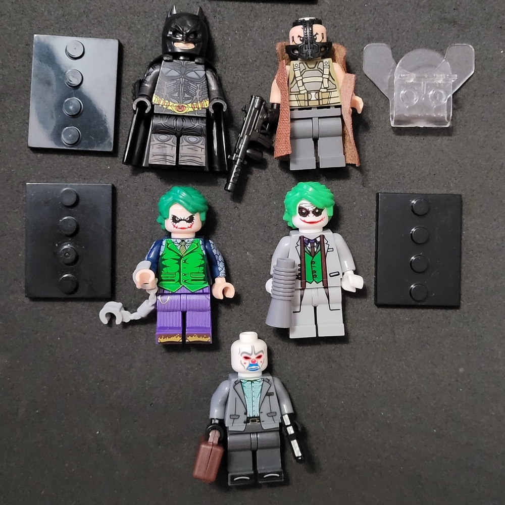 New Batman , Jokers & Bane Mini Figure Set